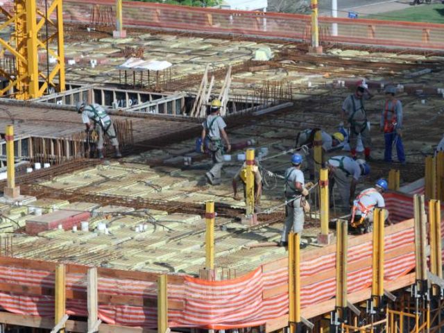 Trabalhador da construção está mais velho, segundo pesquisa
