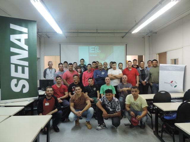Formatura dos participantes do Curso Mestre de Obras